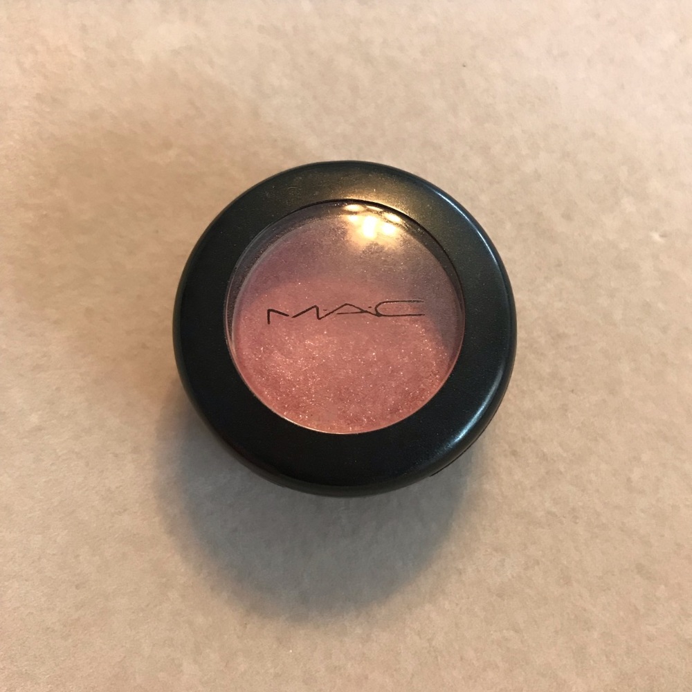 MAC Pink Venus Eye Shadow